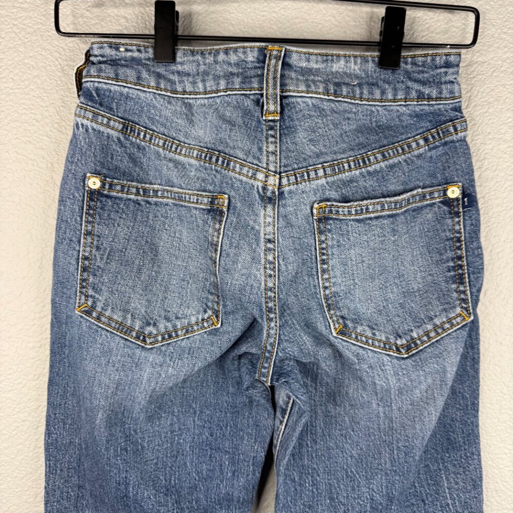 Pilcro Straight Leg Crop Jeans - Picture 5 of 8